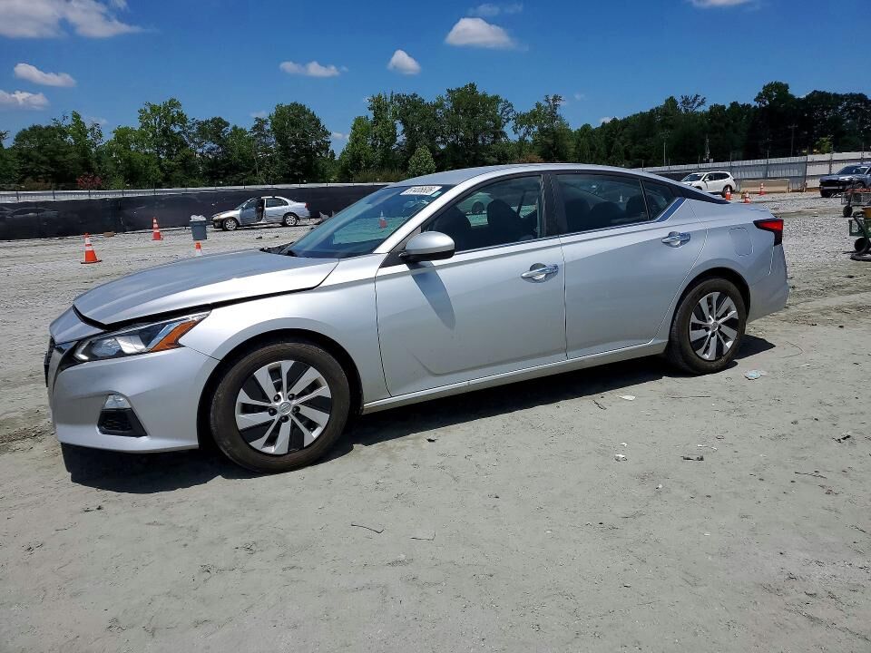 2021 NISSAN Altima
