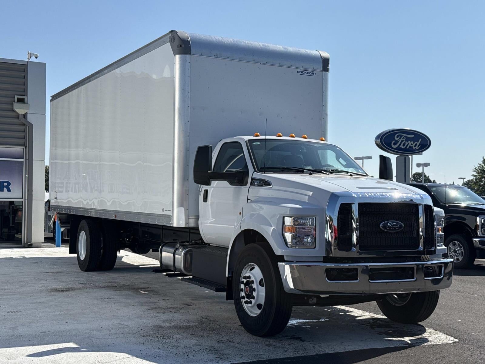 2027 FORD F-650