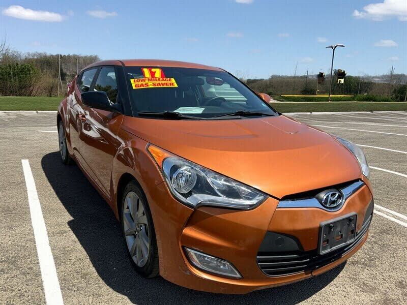 2017 HYUNDAI Veloster