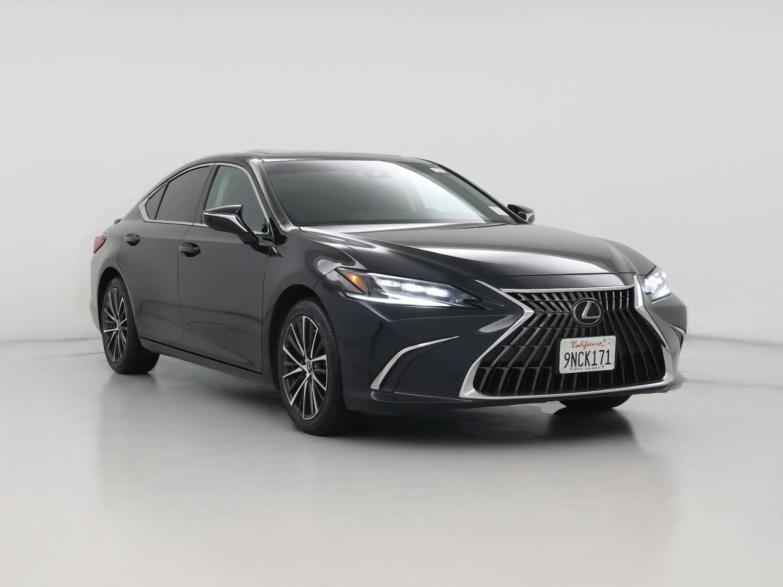 2024 LEXUS ES