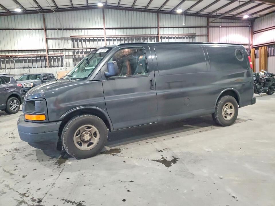 2004 CHEVROLET Express
