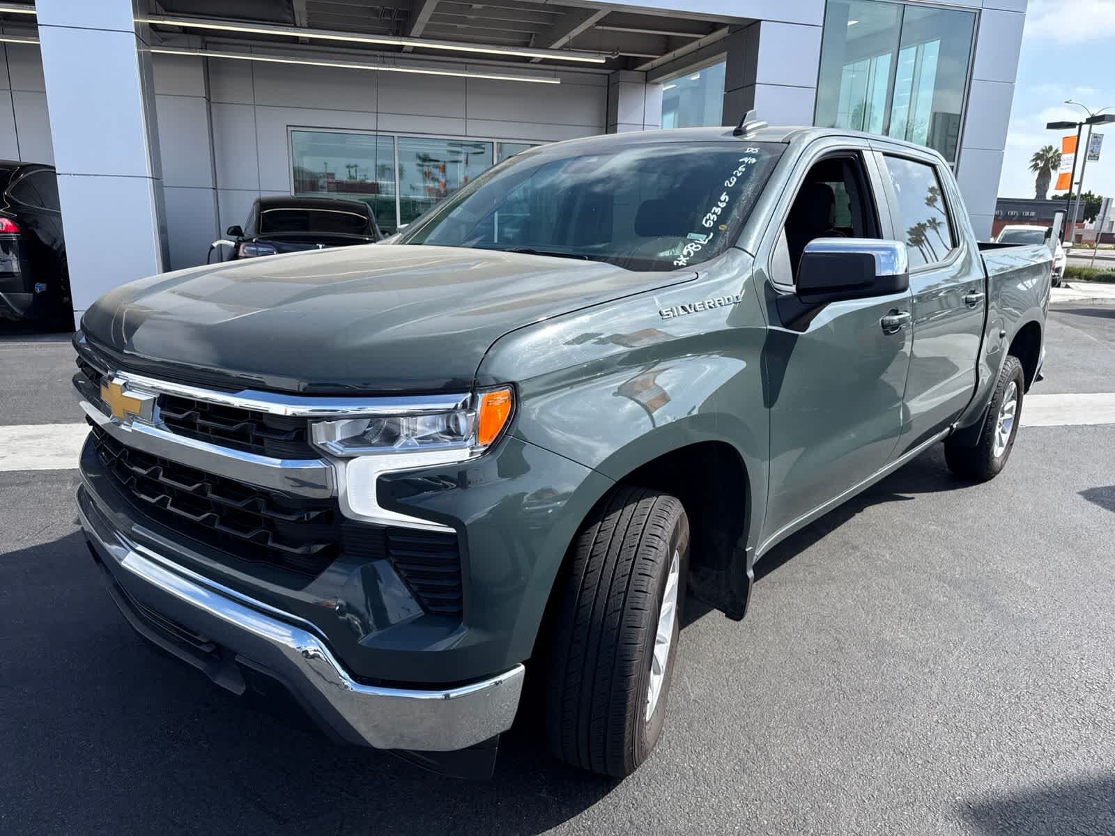 2025 CHEVROLET Silverado