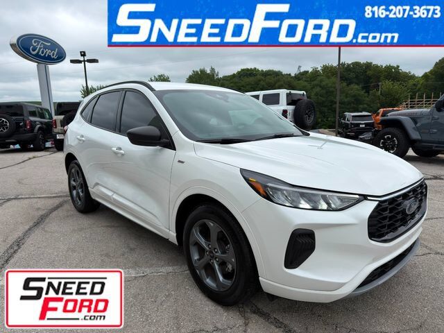 2024 FORD Escape