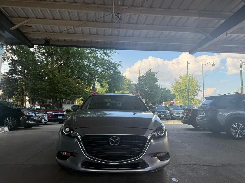 2017 MAZDA Mazda3
