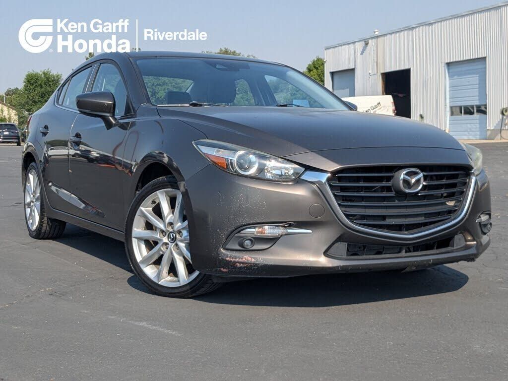 2017 MAZDA Mazda3