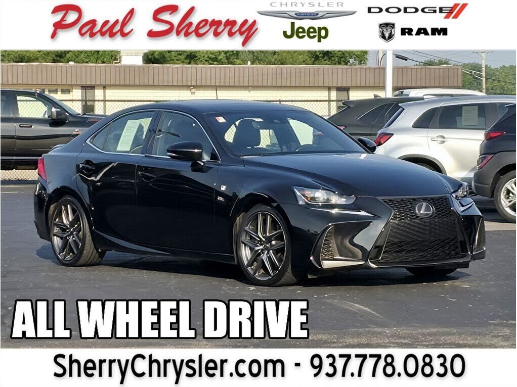 2019 LEXUS IS