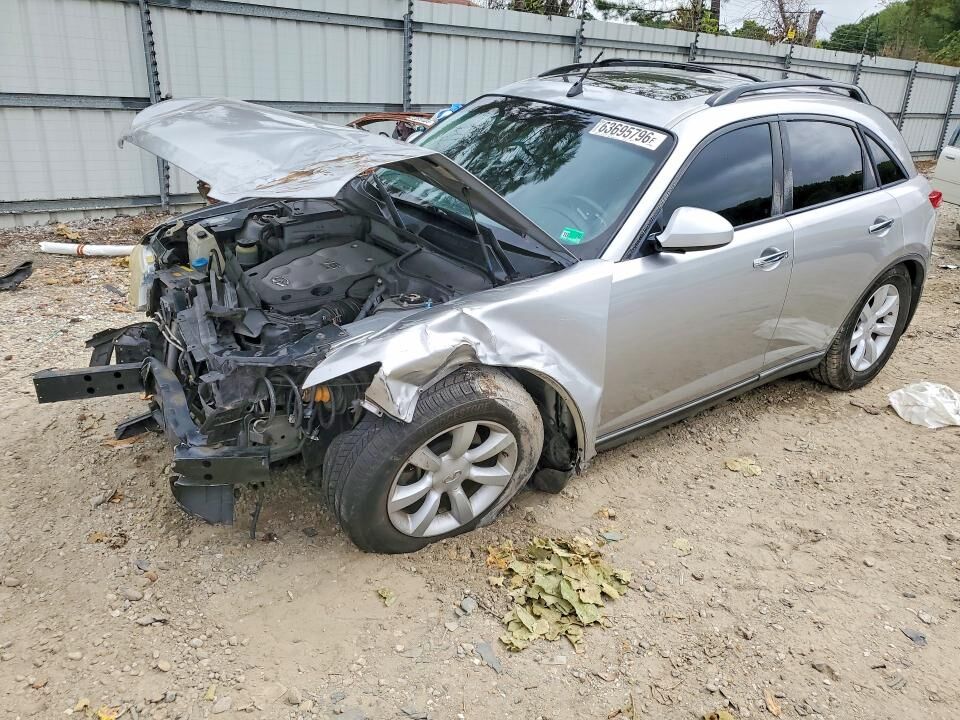2005 INFINITI FX35