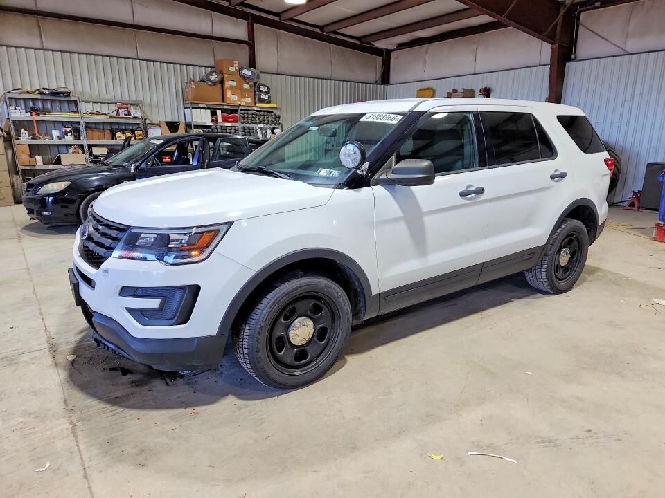 2018 FORD Explorer