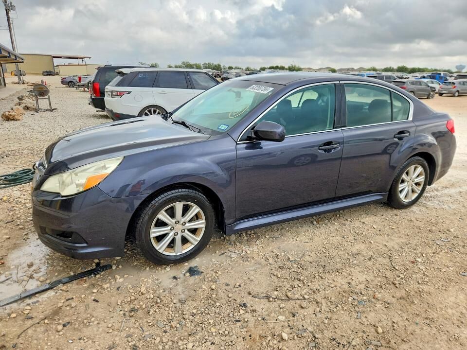 2011 SUBARU Legacy