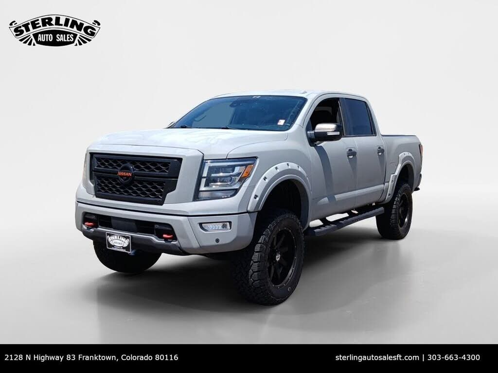 2020 NISSAN Titan
