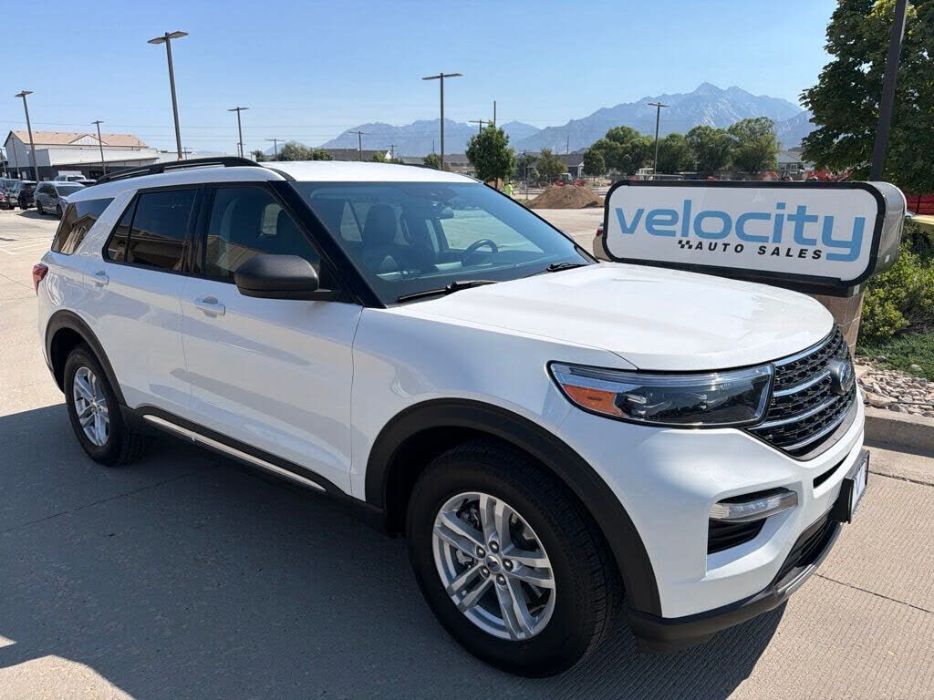 2022 FORD Explorer