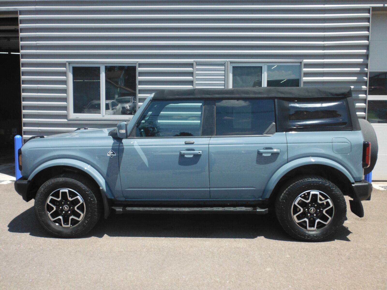 2021 FORD Bronco