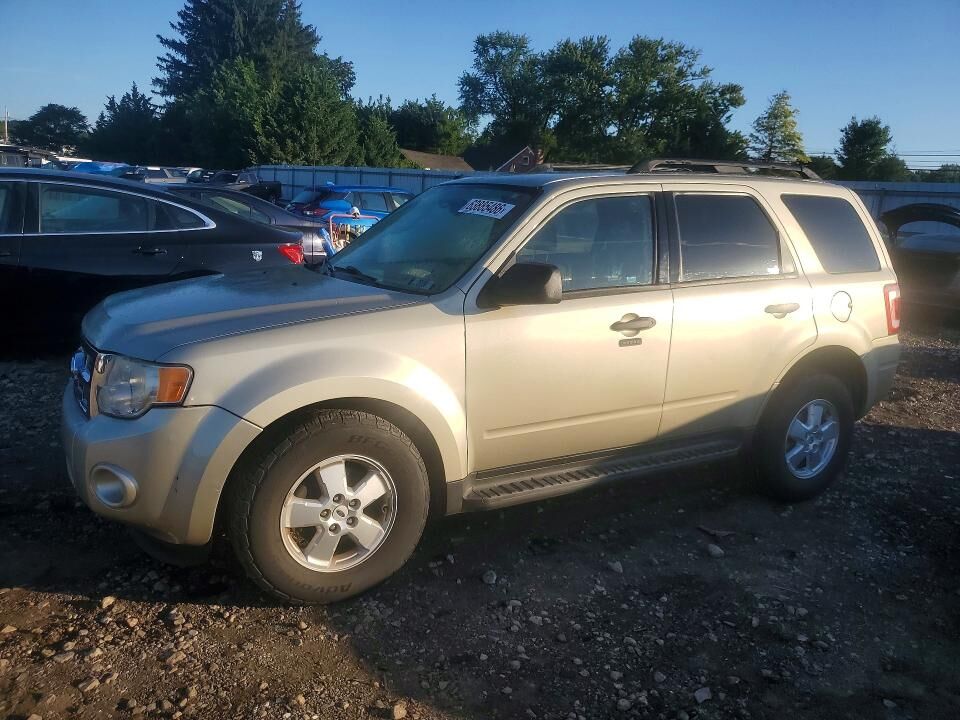 2010 FORD Escape