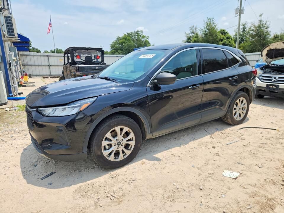 2024 FORD Escape