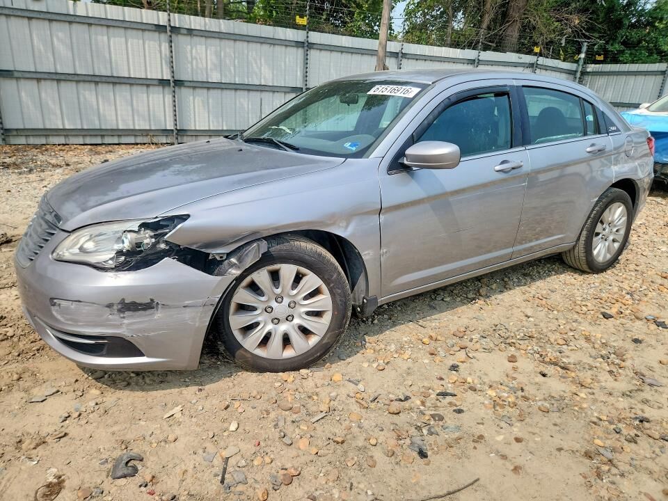 2013 CHRYSLER 200