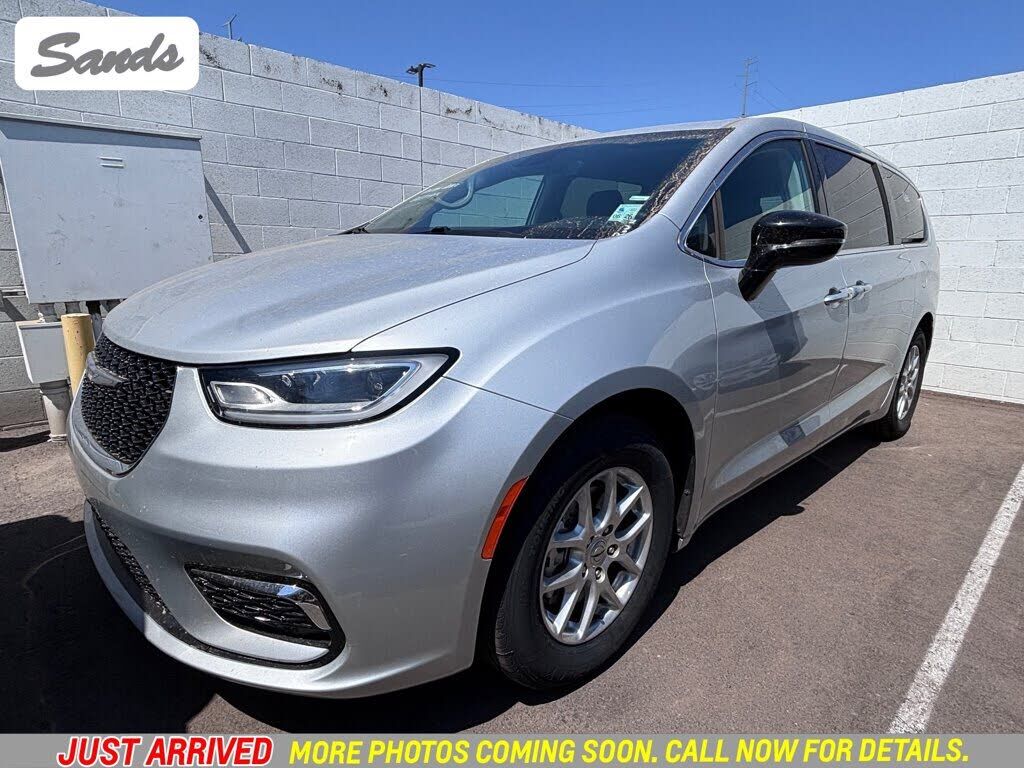2024 CHRYSLER Pacifica