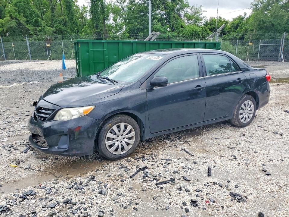 2013 TOYOTA Corolla