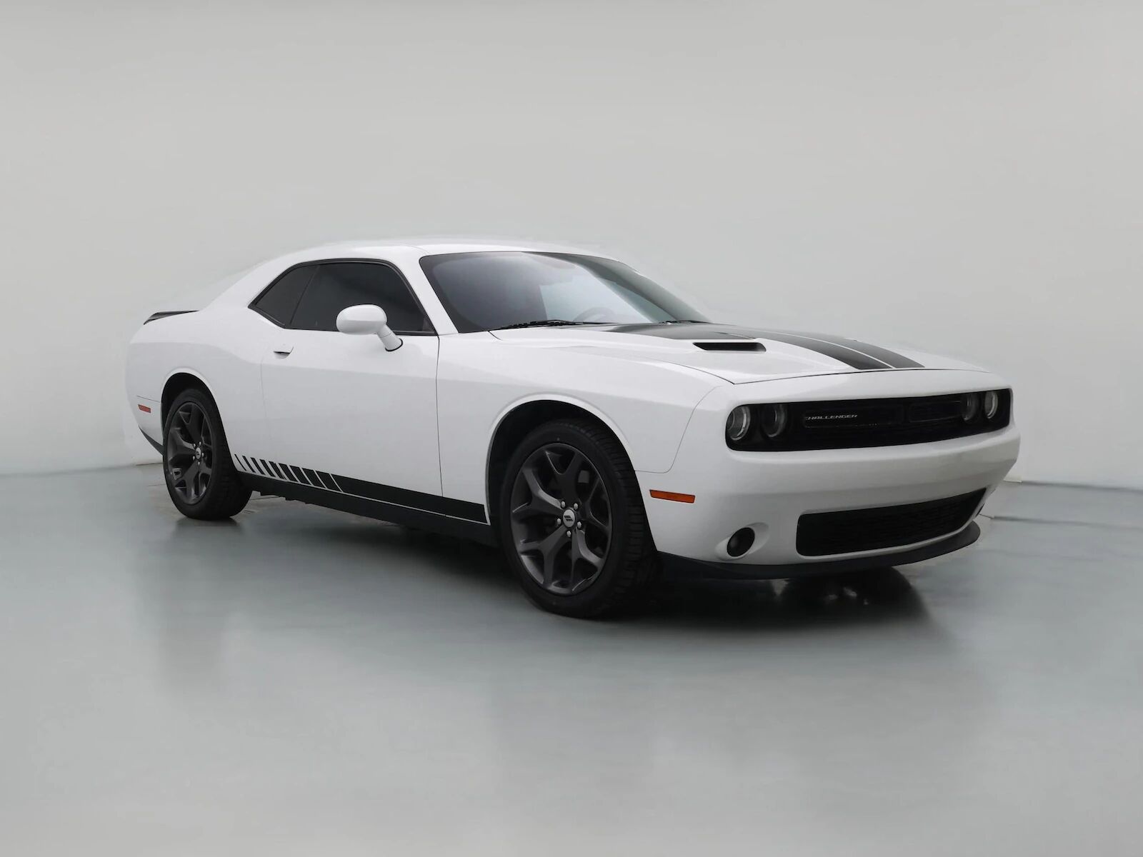 2017 DODGE Challenger