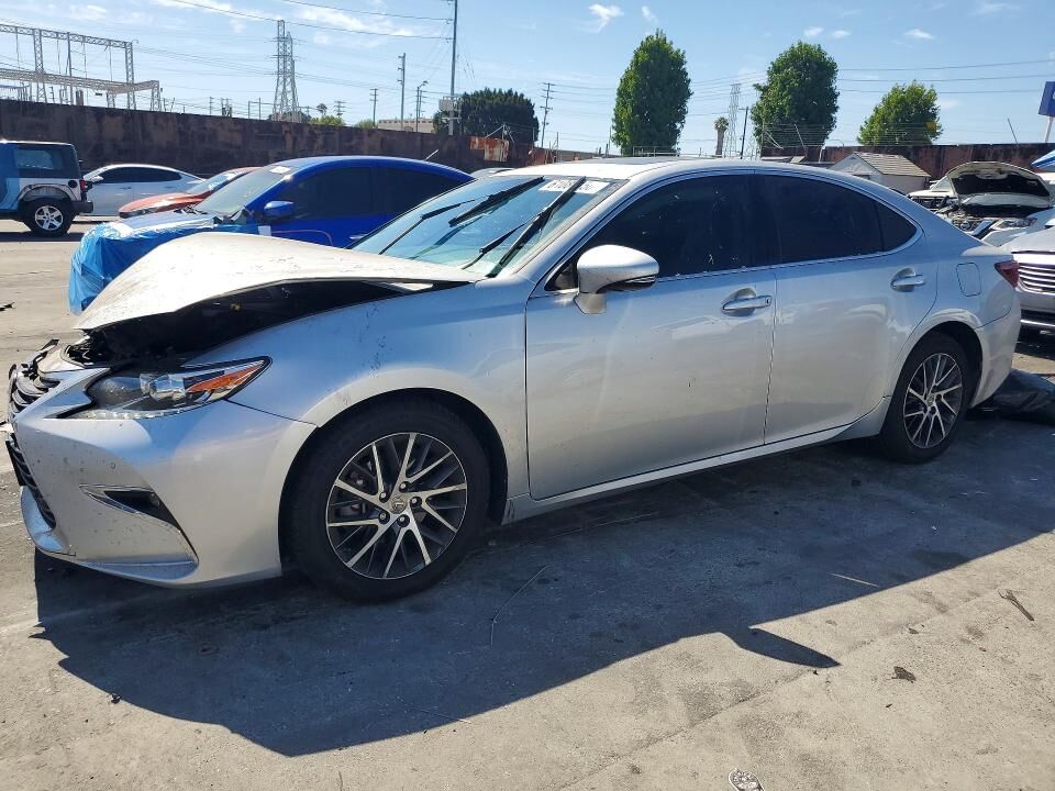 2016 LEXUS ES