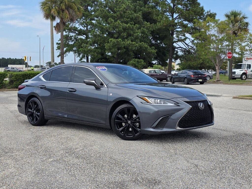 2023 LEXUS ES