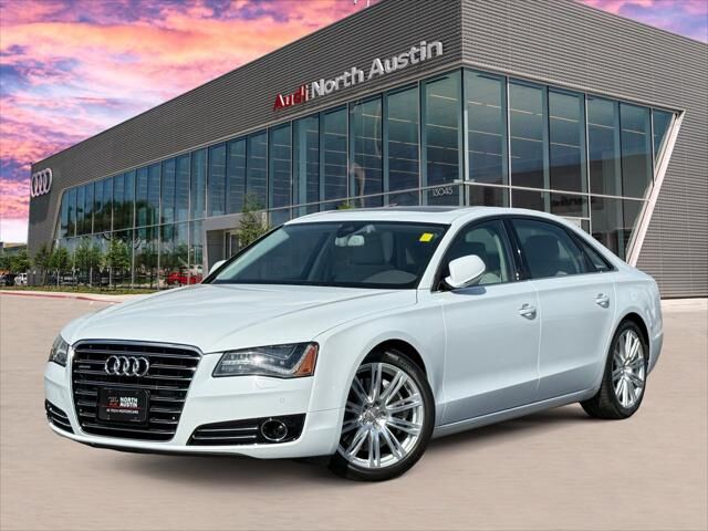 2012 AUDI A8