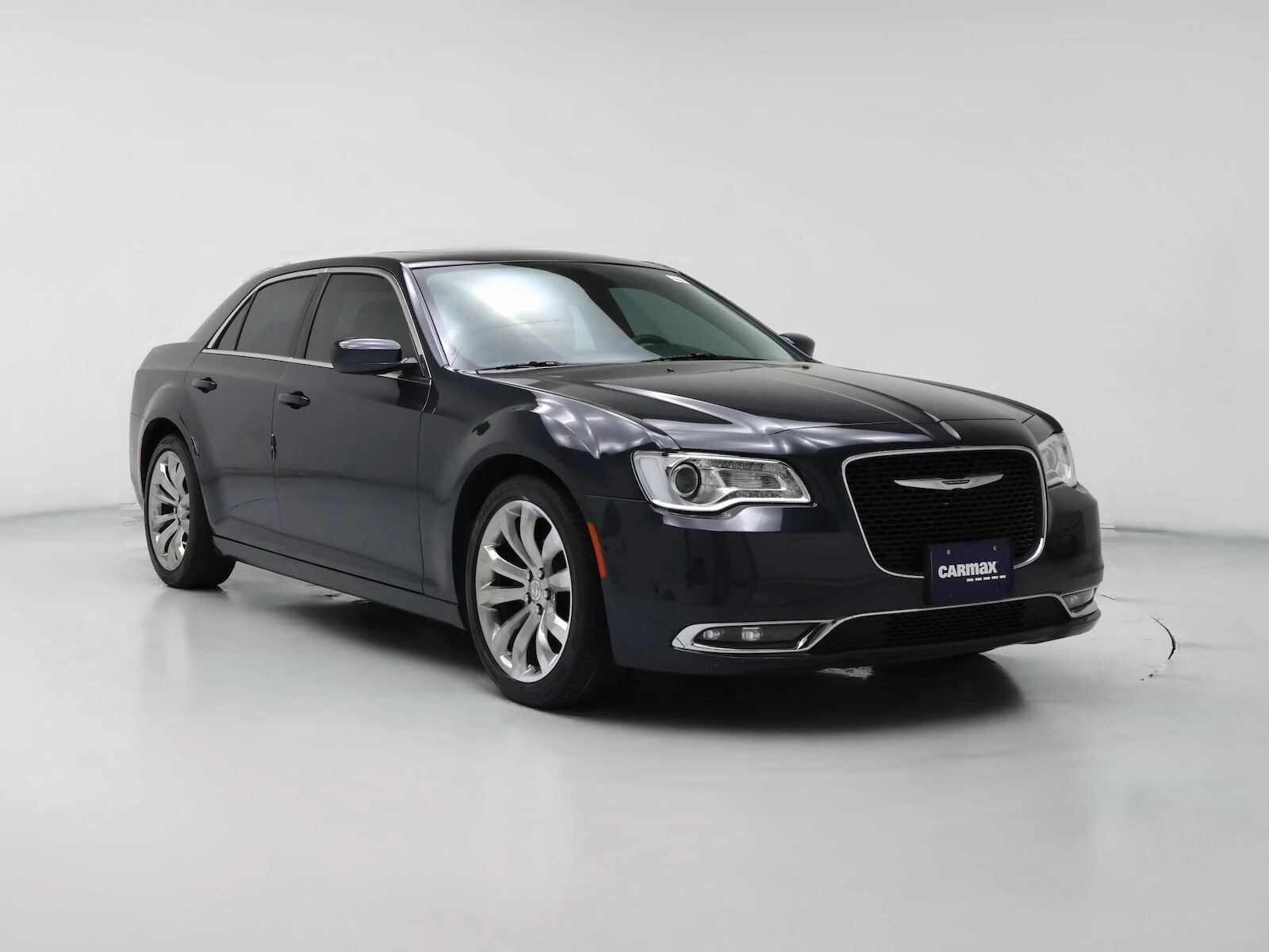 2019 CHRYSLER 300