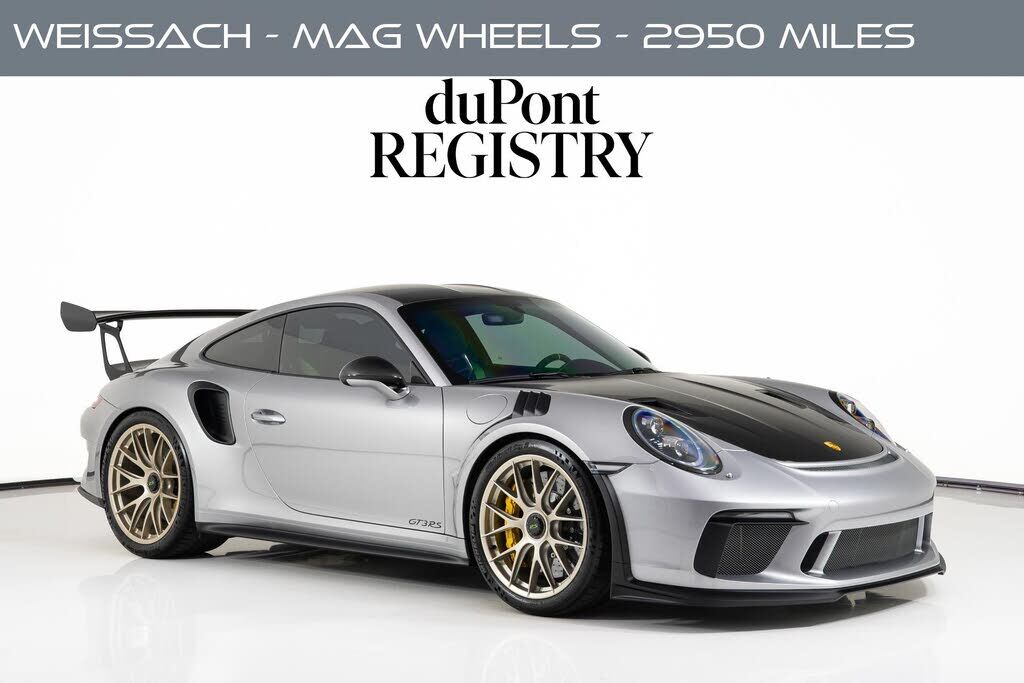 2019 PORSCHE 911