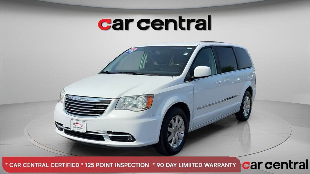 2016 CHRYSLER Town and Country