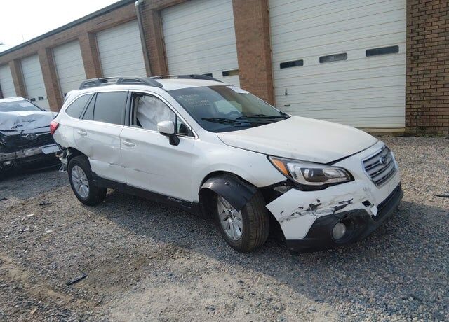 2017 SUBARU Outback