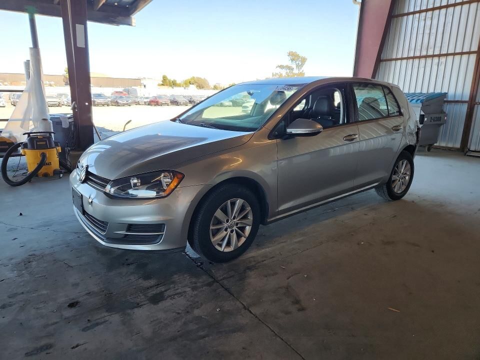 2015 VOLKSWAGEN Golf