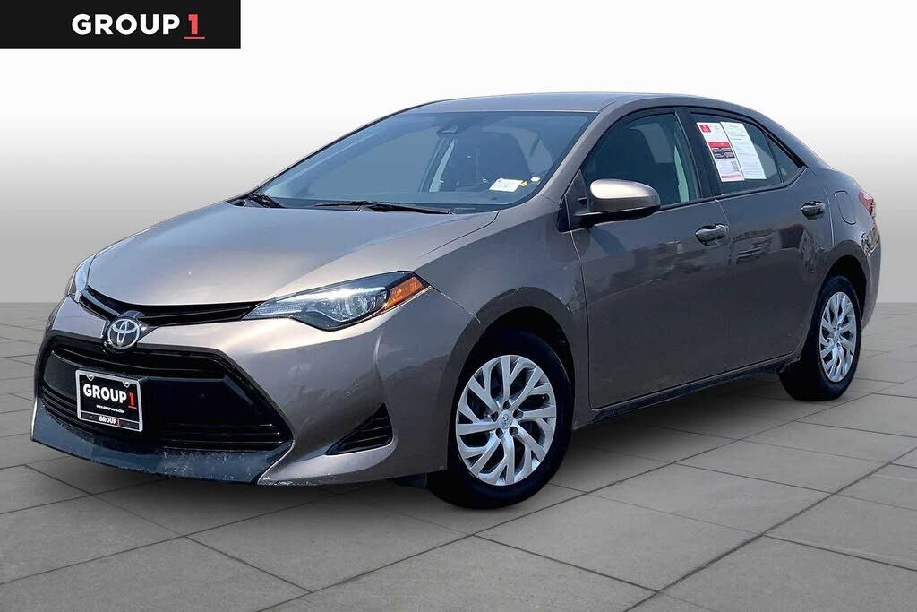 2018 TOYOTA Corolla