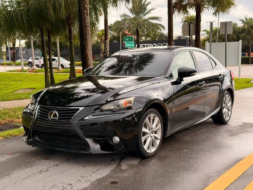 2015 LEXUS IS