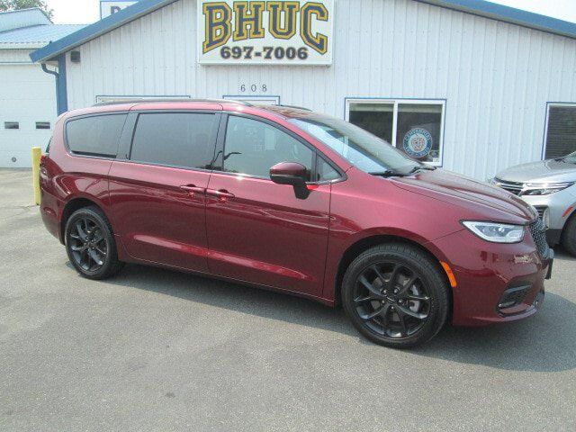 2023 CHRYSLER Pacifica