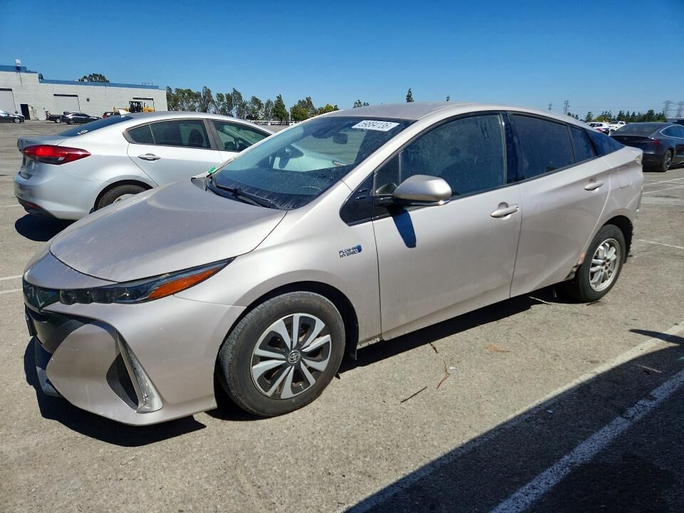 2019 TOYOTA Prius