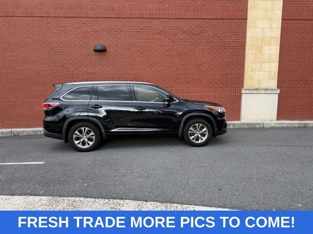 2015 TOYOTA Highlander