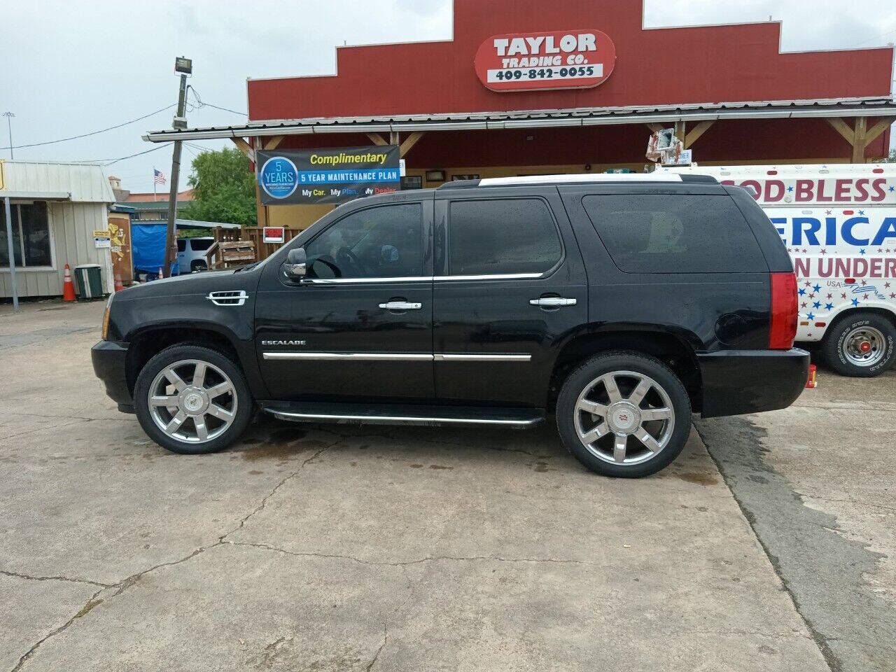 2011 CADILLAC Escalade
