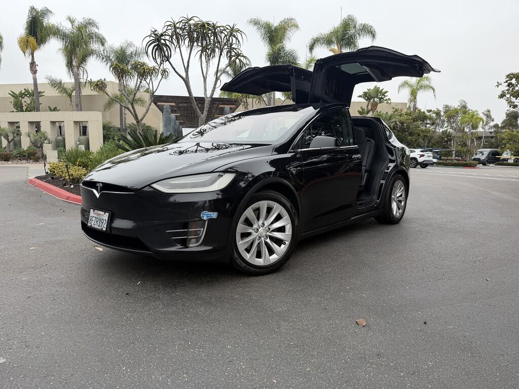 2018 TESLA Model X