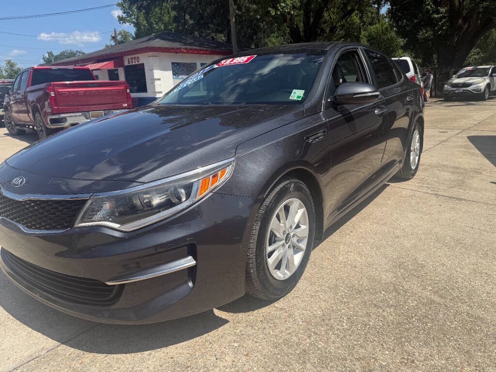 2017 KIA Optima