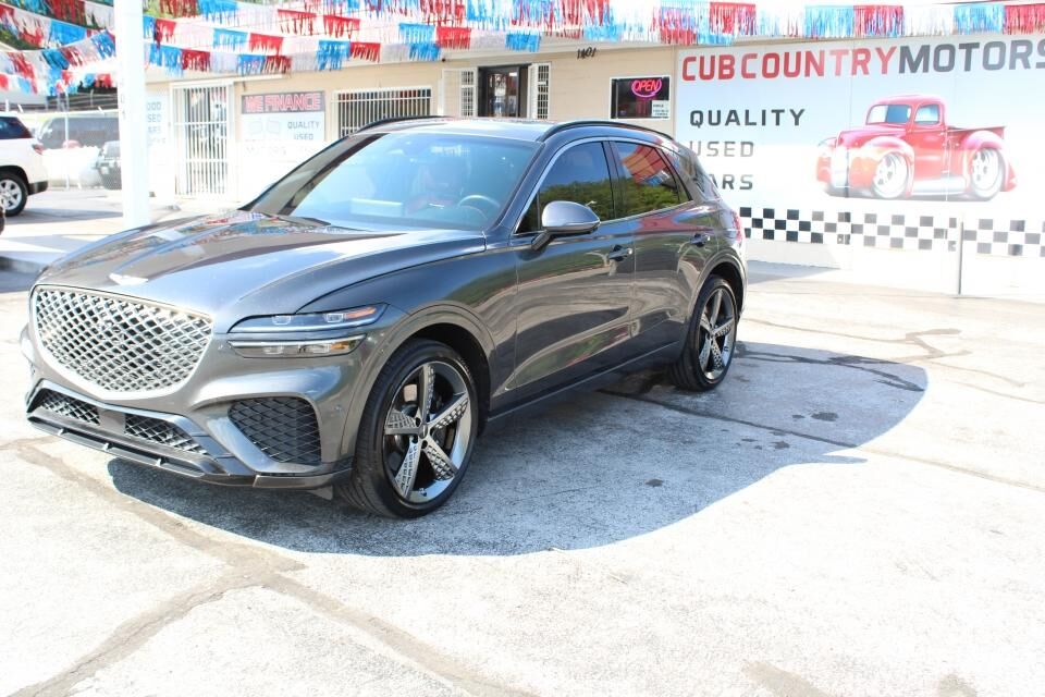 2023 GENESIS GV70