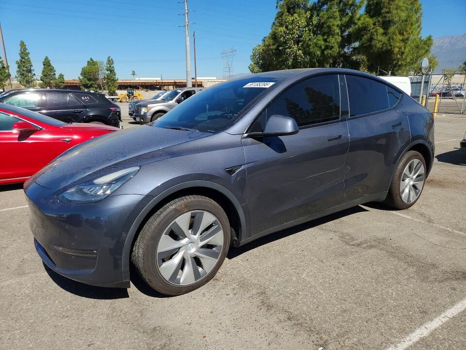 2022 TESLA Model Y