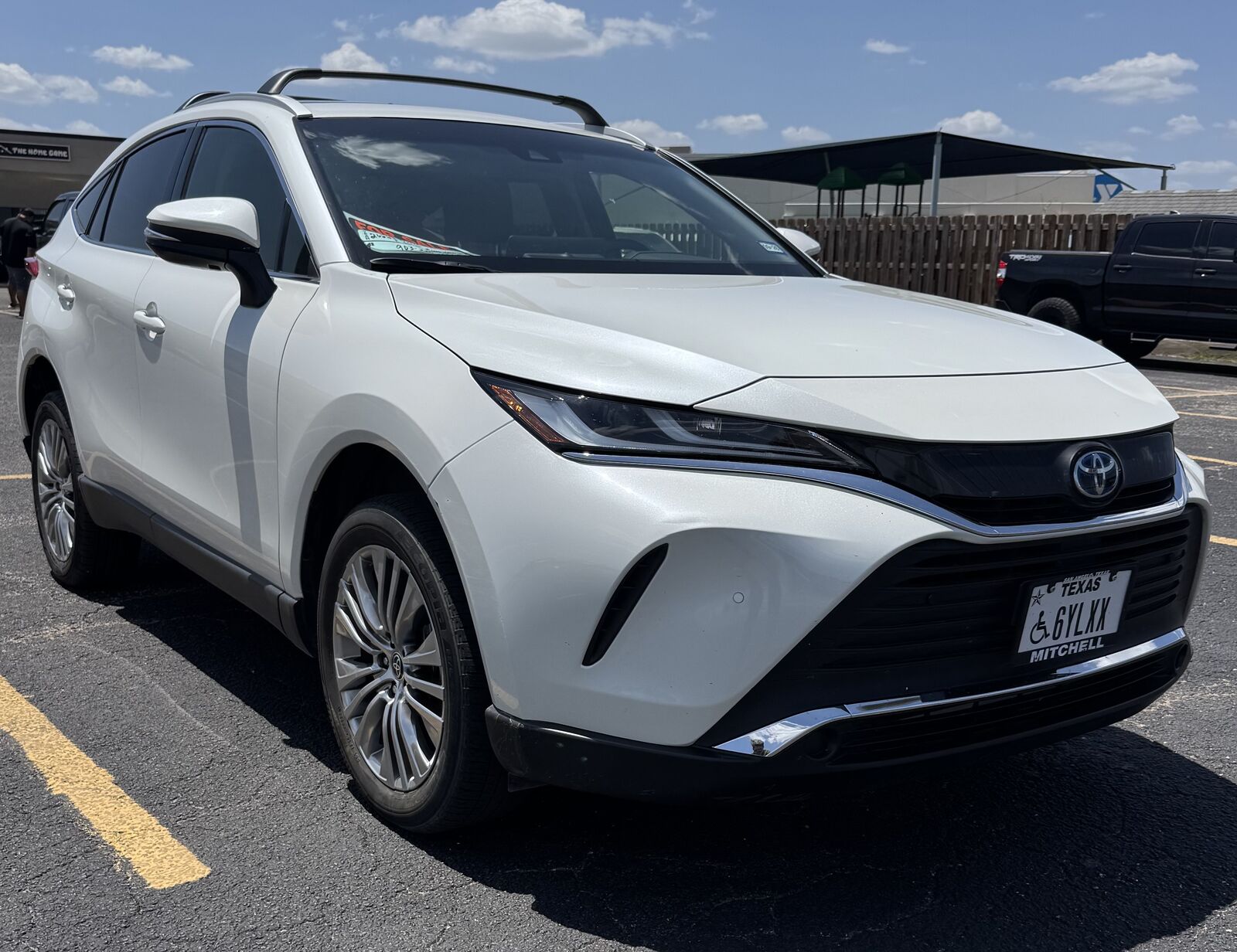 2022 TOYOTA Venza