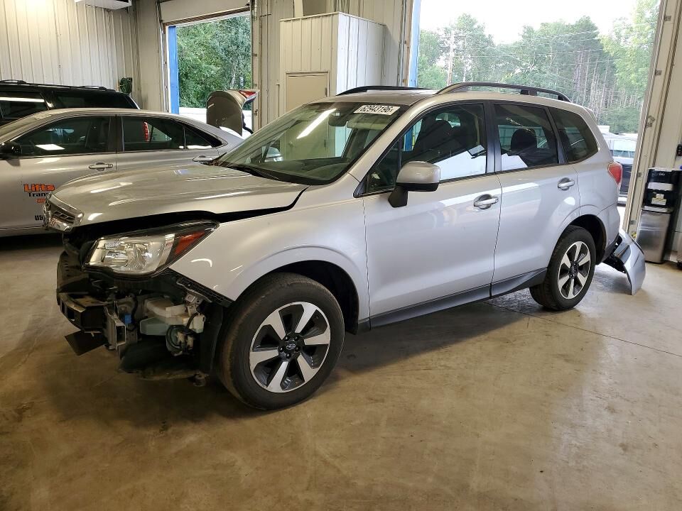 2017 SUBARU Forester