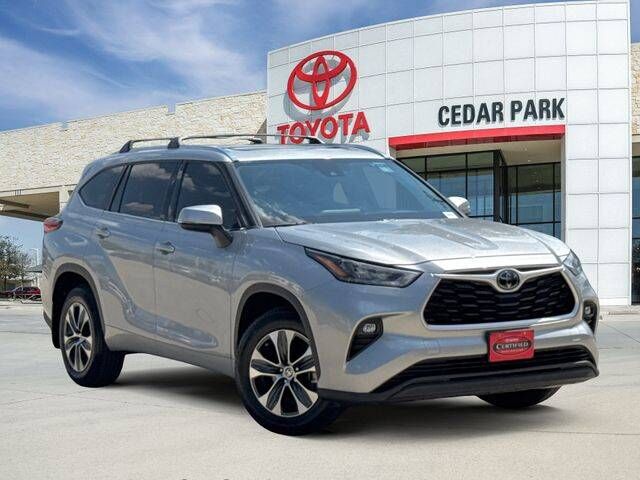 2020 TOYOTA Highlander