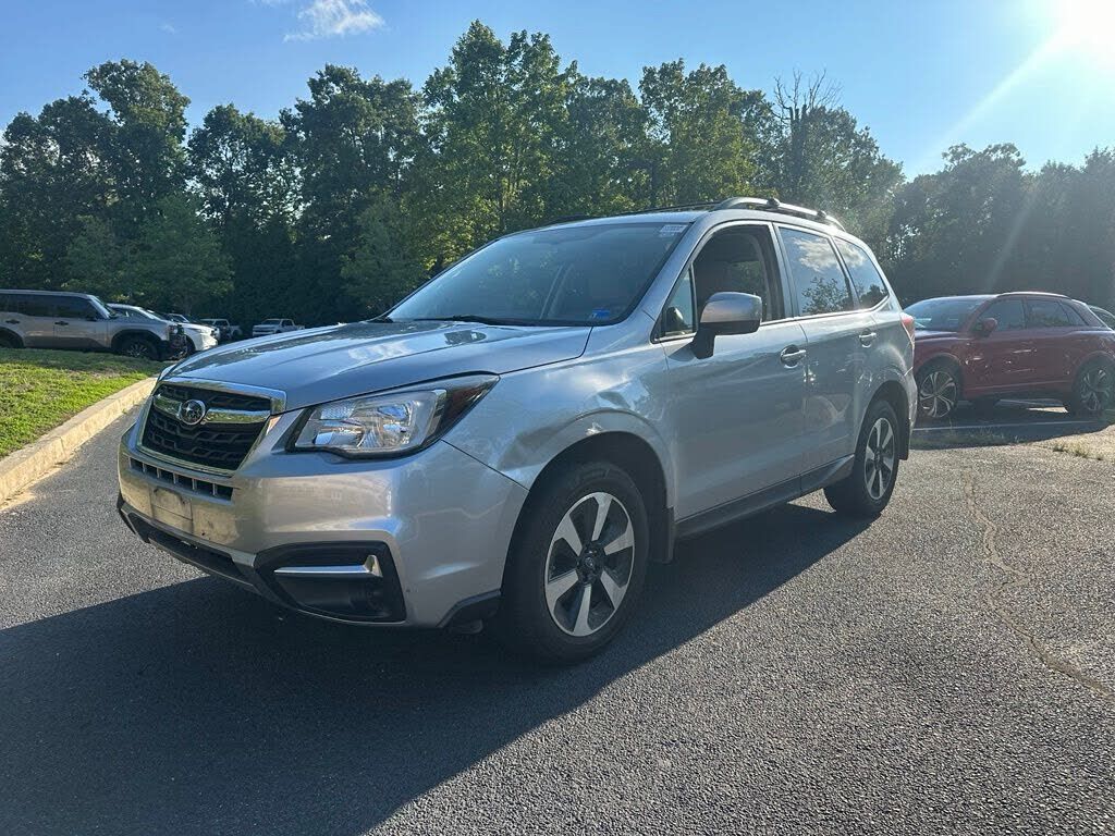 2018 SUBARU Forester
