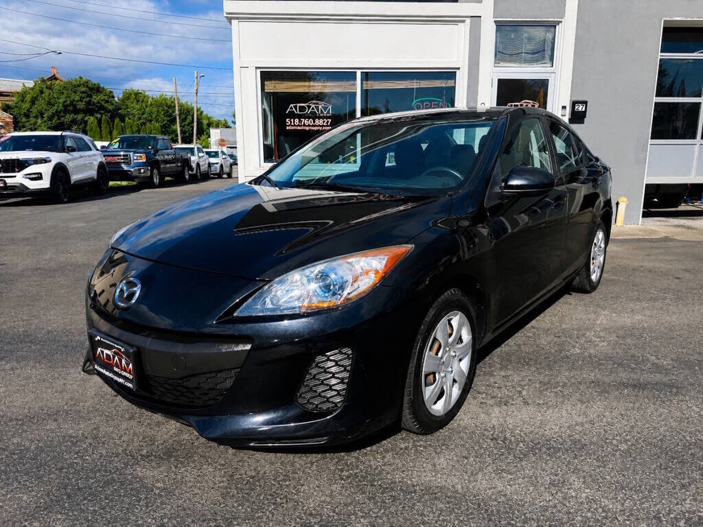 2013 MAZDA Mazda3