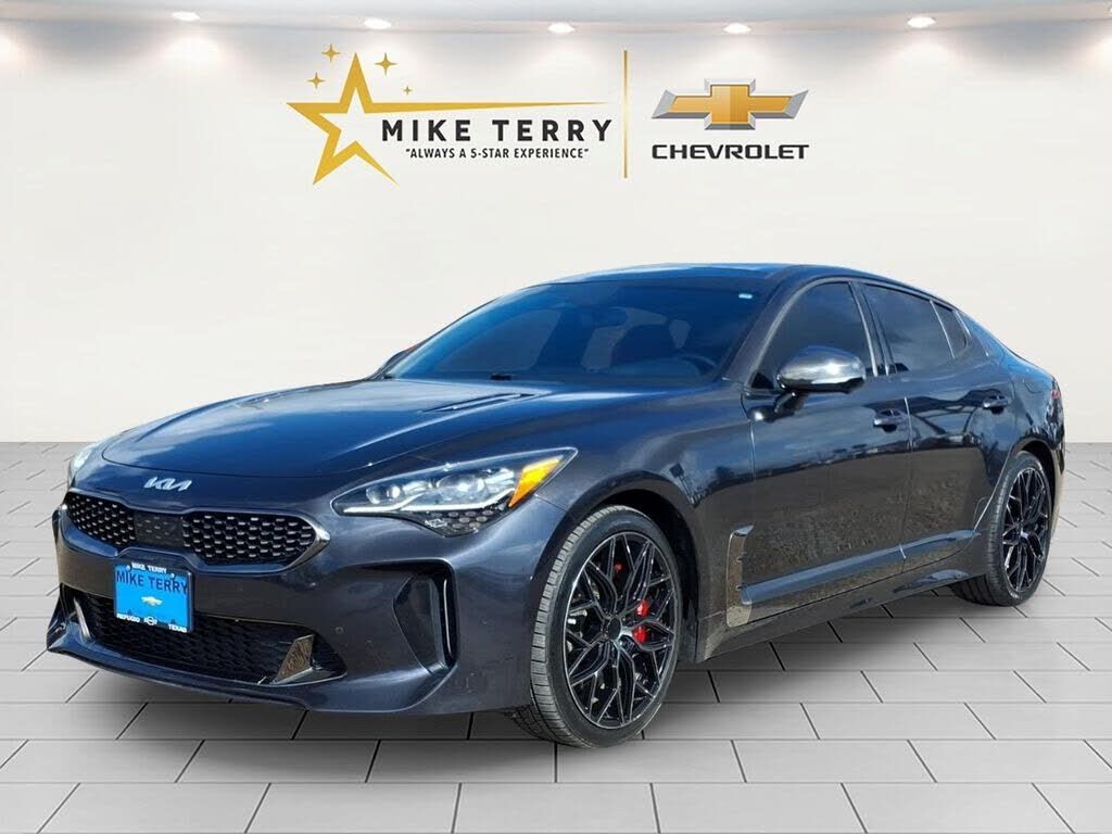 2022 KIA Stinger
