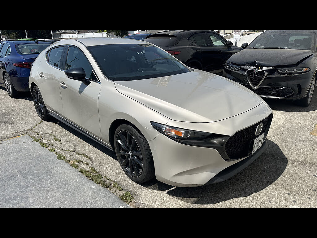 2024 MAZDA Mazda3