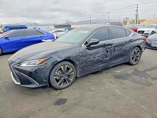 2024 LEXUS ES