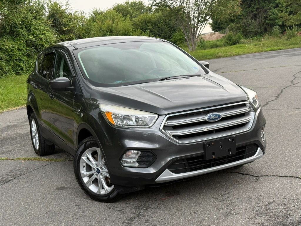 2017 FORD Escape