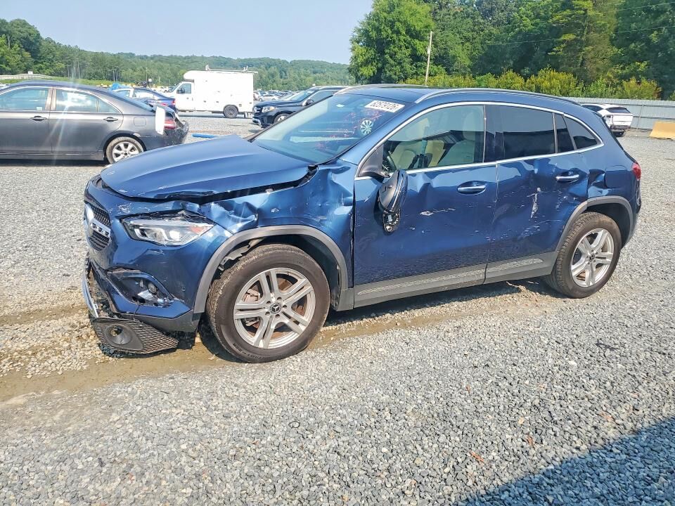 2022 MERCEDES-BENZ GLA-Class
